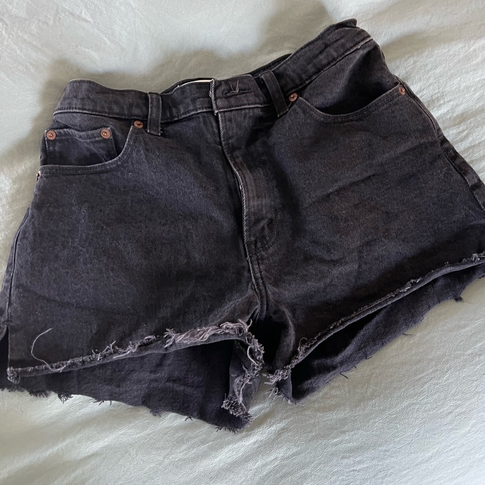 Women's Black Denim Shorts (Mom Fit, High Rise)